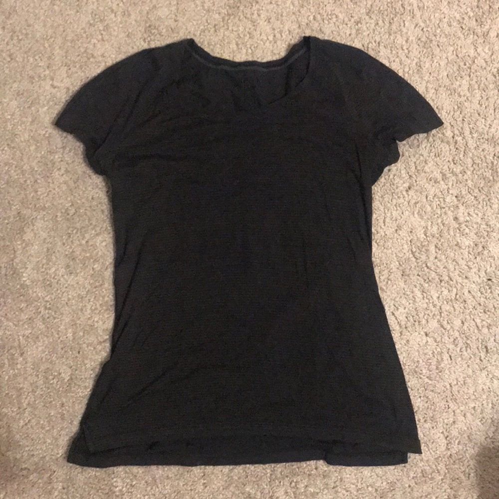 Lululemon Black Shirt